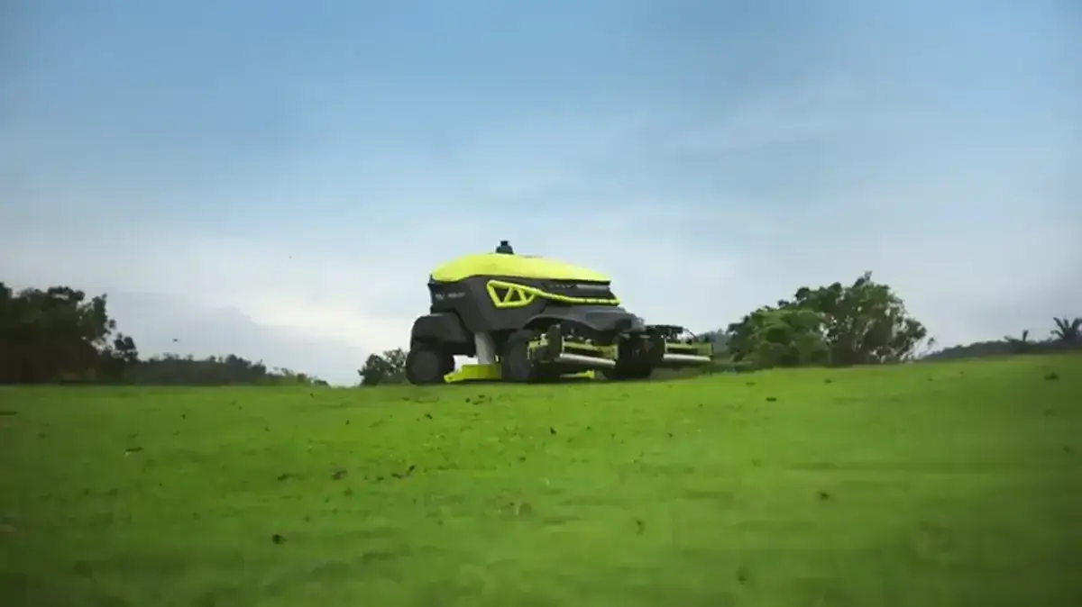 Pudu GT7 — Tonte de gazon sur golf