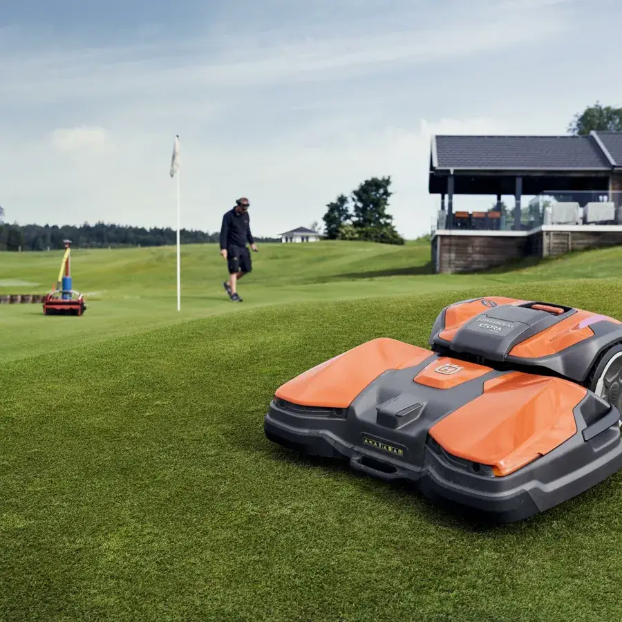Robot de tonte grands espaces Husqvarna CEORA